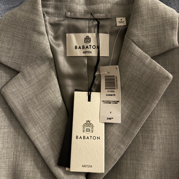 Aritzia Babaton Linen-Blend Light Beige Tailored Blazer - Picture 2 of 3